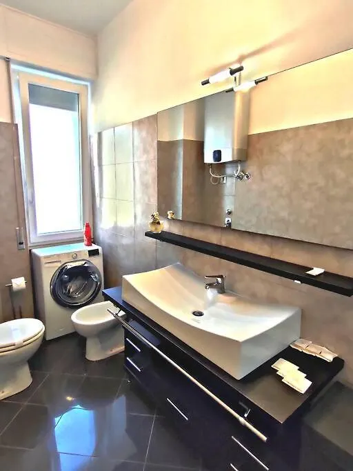 Relax Home - Milano Navigli Appartement